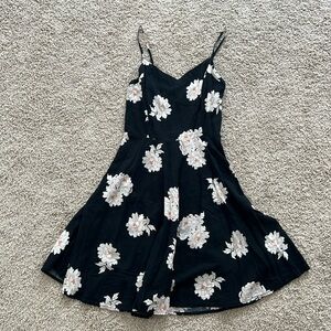 CUTE FLORAL DRESS
